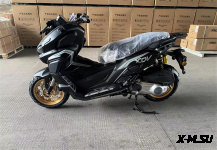 Скутер Regulmoto XDV ADVENTURE 300CC в комплекте с кофрами (LJ300T-18) EFI